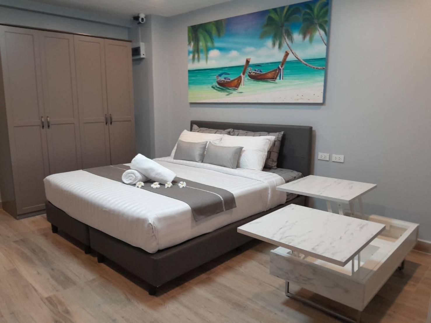 Patong Beach Apartments - 28 Sqm - Kitchen, Private Bathroom, Seating Area, 65" Smart Tv With Free Wifi, Walking Distance To The Beach Exterior foto